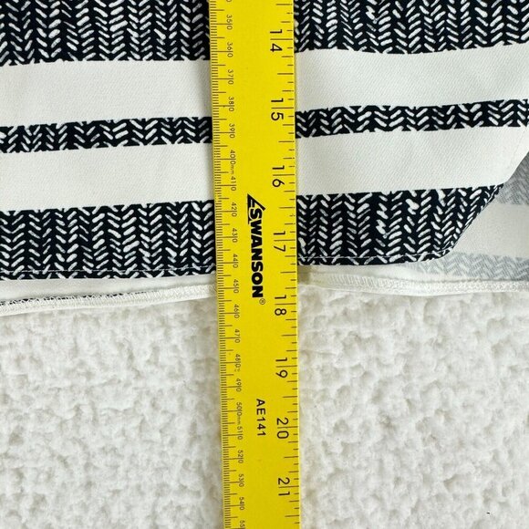 TOPSHOP Cropped Short Sleeve Top Womens Black White Striped Side Split Size 0 - Picture 5 of 6